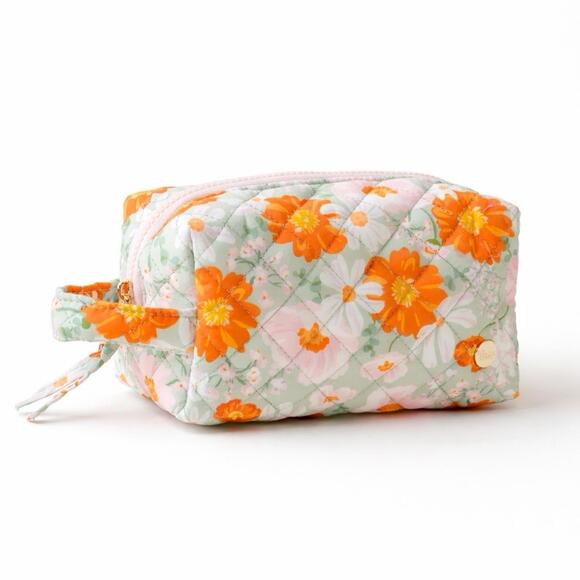 The Darling Effect Quilted Makeup Pouch NWT | Gold Zip Cosmetic Travel Bag - Picture 2 of 2